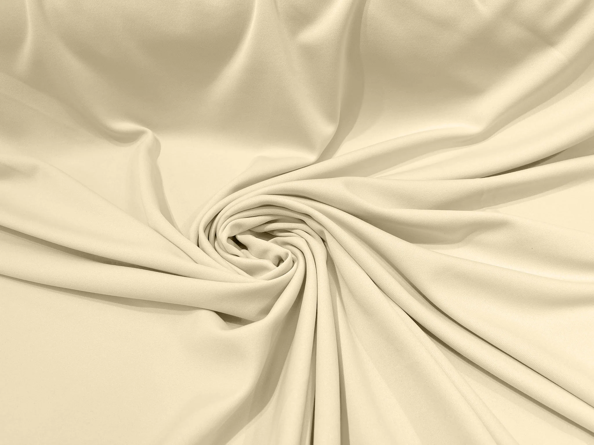 Kreukvrije stoffen: De beste keuzes voor onderhoudsvrije kleding